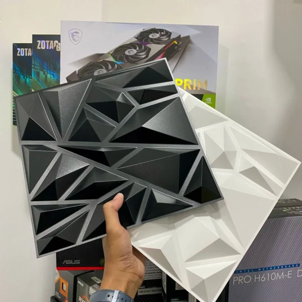 WALL PANEL - BLACK & WHITE